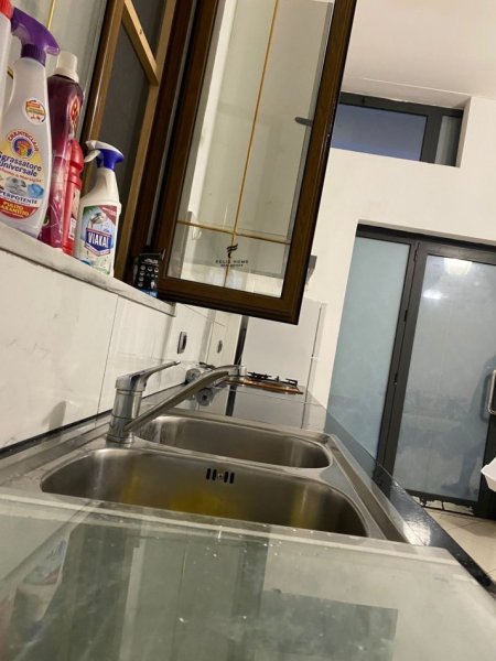 Tirane, jepet me qera apartament 1+1 Kati 1, 50 m² 400 € (KOPSHTI ZOOLOGJIK)