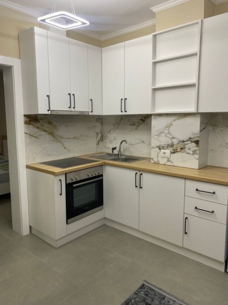 Tirane, jepet me qera apartament 1+1 Kati 1, 60 m² 400 € (LAPRAKE)