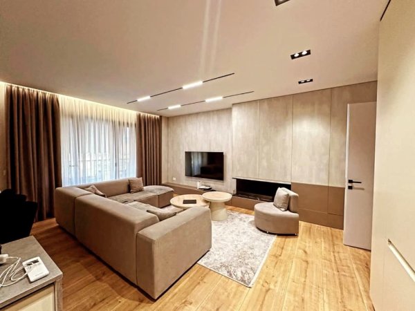 Tirane, shitet apartament 2+1 , 121 m² 369.000 € 