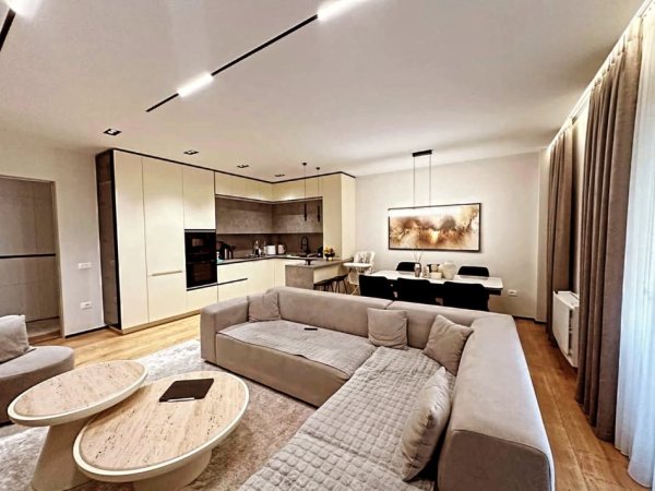 Tirane, shitet apartament 2+1 , 121 m² 369.000 € 