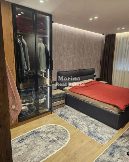 Tirane, jepet me qera apartament 2+1 Kati 5, 113 m² 650 € (Astir)