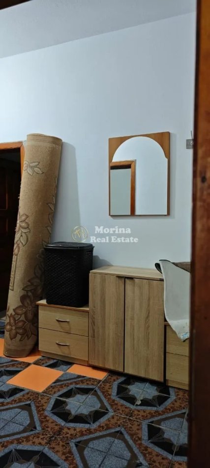 Tirane, jepet me qera shtepi 2+1 Kati 2, 90 m² 380 € (Tregu Elektrik)