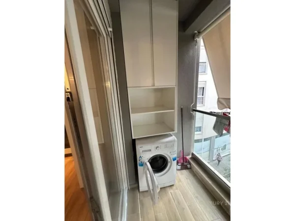 Tirane, jepet me qera apartament 1+1+Ballkon Kati 2, 65 m² 650 € (Kompleksi Magnet, 21 Dhjetori)