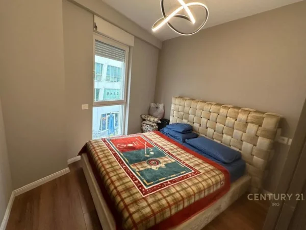 Tirane, jepet me qera apartament 1+1+Ballkon Kati 2, 65 m² 650 € (Kompleksi Magnet, 21 Dhjetori)