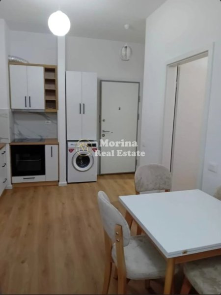 Tirane, jepet me qera apartament 1+1 Kati 7, 50 m² 400 € (Ali Demi)