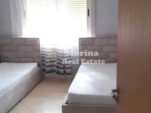 Tirane, jepet me qera apartament 1+1 Kati 7, 65 m² 400 € (Spitali Amerikan 3)