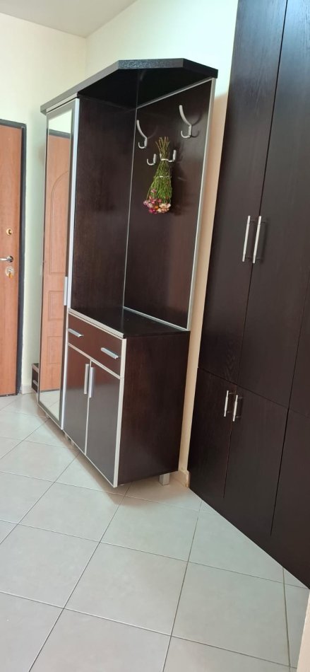 Tirane, jepet me qera apartament 1+1+Ballkon Kati 3, 420 €