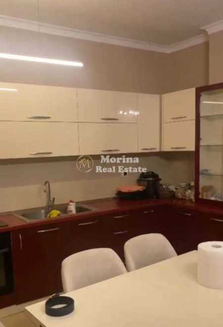 Tirane, jepet me qera apartament 1+1 Kati 4, 95 m² 320 € (Kamez)