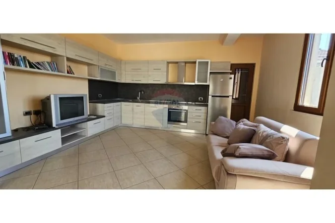 Tirane, jepet me qera apartament 2+1 Kati 3, 100 m² 450 € (Kodra Priftit)