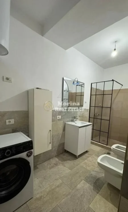 Tirane, shitet apartament 2+1+Ballkon Kati 4, 125 m² 231.250 € (Kodra e Diellit)