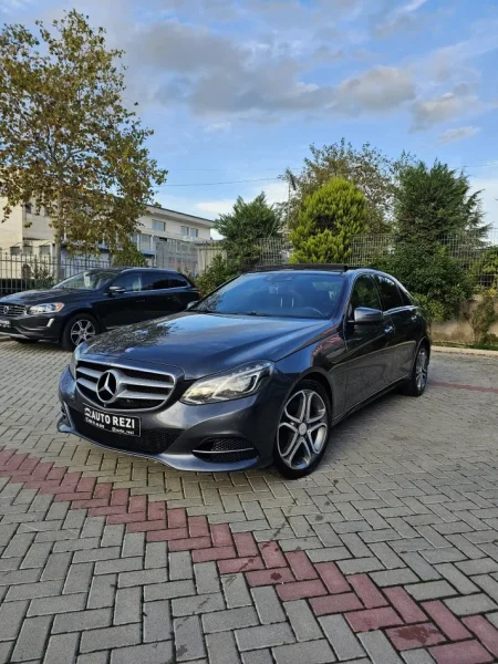Fier, Shitet E 250 bluetec, 13.500 €