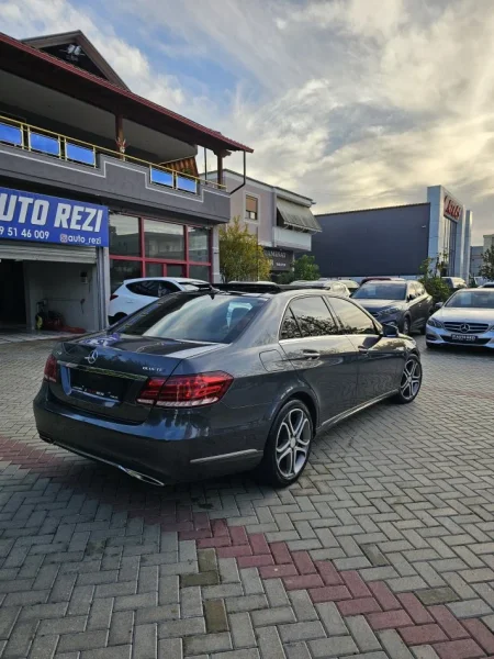 Fier, Shitet E 250 bluetec, 13.500 €
