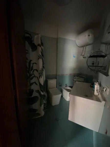 Tirane, shitet apartament 2+1 Kati 4, 88 m² 115.000 € (YZBERISHT)