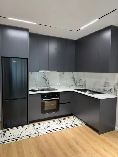 Tirane, jepet me qera apartament 1+1+Ballkon Kati 3, 59 m² 121.000 € (Astir)