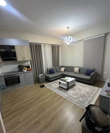 Tirane, shes apartament 1+1 , 60 m² 