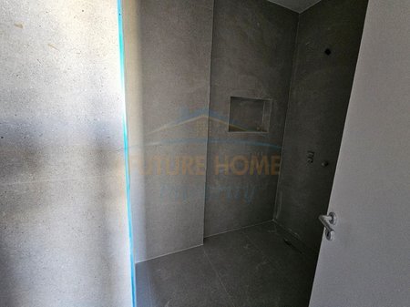 Tirane, shitet 2+1 Kati 8, 136 m² 128.839 € 