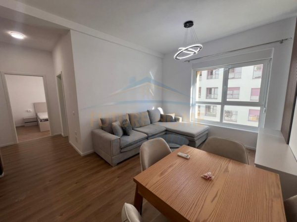 Tirane, jap me qera apartament 1+1+Ballkon Kati 3, 60 m² 450 € (ALI DEMI)