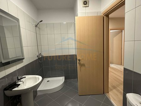 Tirane, shitet apartament 2+1 Kati 3, 101 m² 168.000 € 