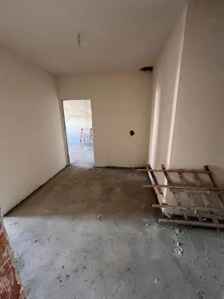 Tirane, shitet 2+1 , 120 m² 198.000 € (fusha aviacionit)