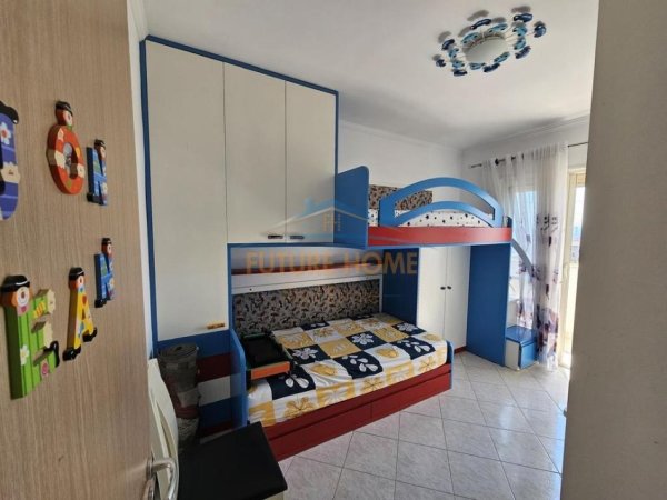 Tirane, shitet apartament 2+1 Kati 4, 100 m² 140.000 € (FRESK)