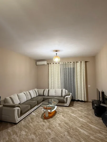 Tirane, jepet me qera apartament 2+1 Kati 2, 108 m² 550 € (Green City ,Unaza e Re)
