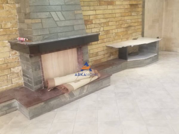 Tirane, jepet me qera apartament 3+1+Ballkon Kati 3, 150 m² 600 € 