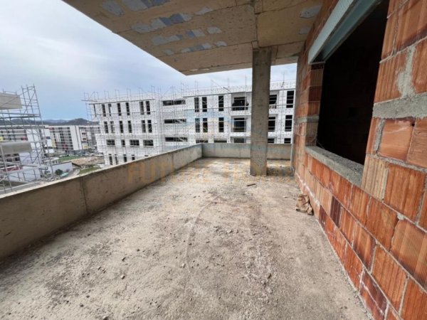 Tirane, shitet apartament 2+1+Ballkon Kati 7, 105 m² 110.000 € (UNIVERS CITY)