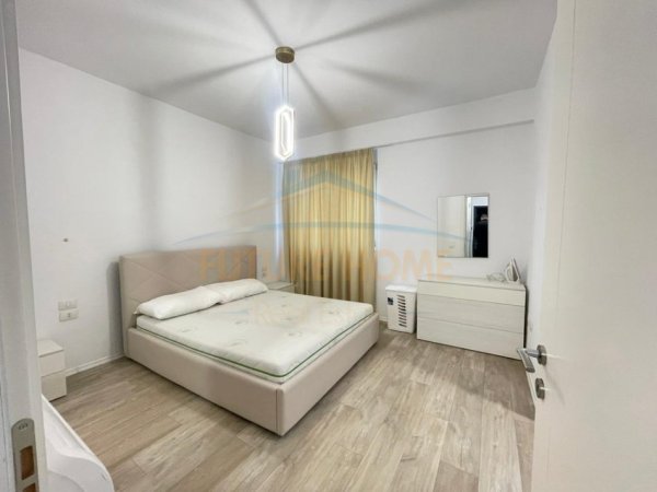 Tirane, jepet me qera apartament 1+1 Kati 2, 73 m² 800 € (Liqeni i Thate)