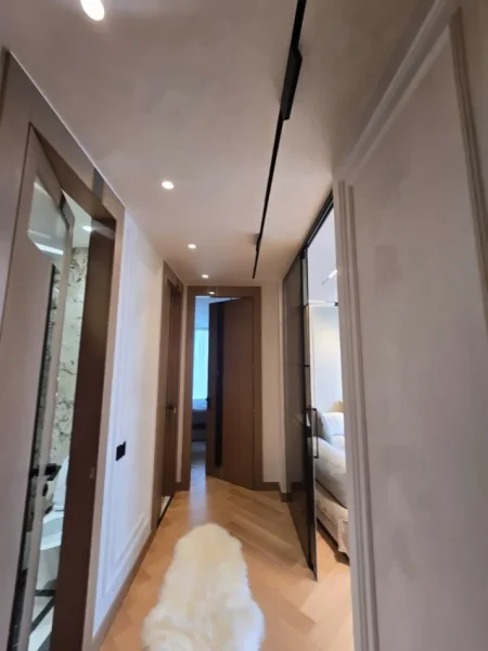 Tirane, shitet apartament 3+1 , 215 m² (Lake View)