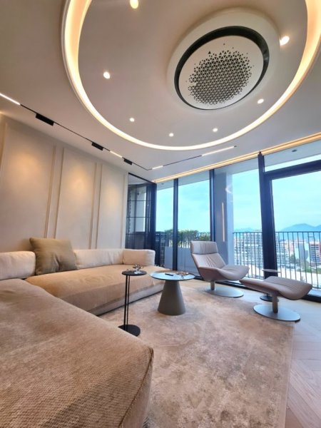 Tirane, shitet apartament 3+1 , 215 m² (Lake View)