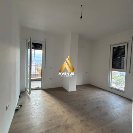 Tirane, shitet apartament 2+1+Ballkon Kati 8, 107 m² 103.000 € (rruga berisha)