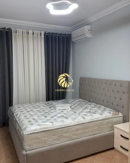 Tirane, jepet me qera apartament 2+1+Ballkon , 78 m² 800 € 