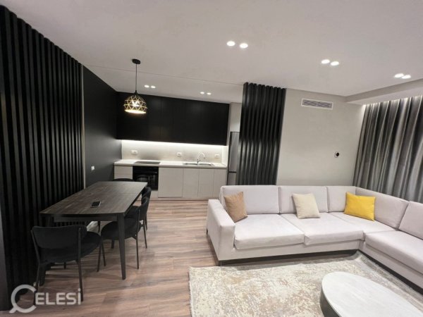 Tirane, jepet me qera apartament 2+1+Ballkon Kati 7, 84 m² 700 € (FUSHA E AVIACIONIT)