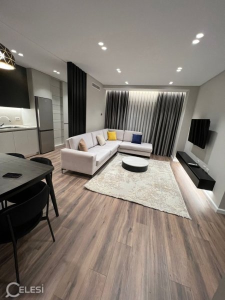 Tirane, jepet me qera apartament 2+1+Ballkon Kati 7, 84 m² 700 € (FUSHA E AVIACIONIT)