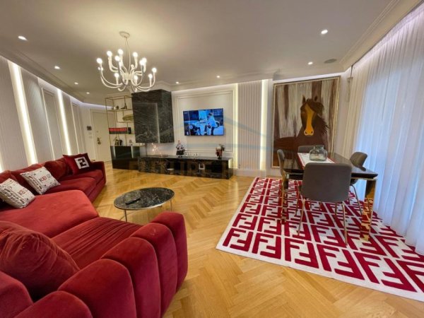 Tirane, shitet apartament 2+1+Ballkon Kati 2, 165 m² 369.000 € (KOPESHTI BOTANIK)