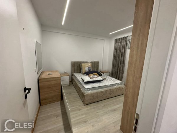 Tirane, jepet me qera apartament 1+1+Ballkon Kati 1, 55 m² 700 € (ZOGU I ZI)