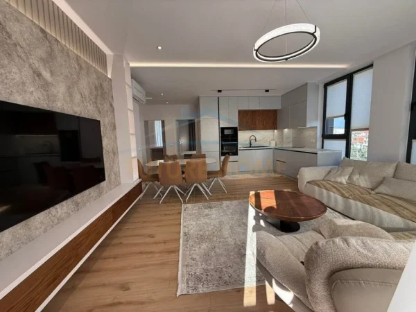 Tirane, jepet me qera apartament 2+1 Kati 3, 104 m² 1.000 € (Bulevardi i Ri)