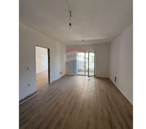 Tirane, shitet apartament 1+1 Kati 2, 83 m² 140.420 € (Laprake)