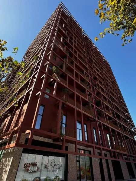 Tirane, jepet me qera ambjent biznesi Kati 1, 124 m² 1.500 € (21 dhjetori)