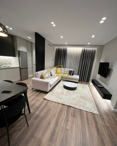 Tirane, jepet me qera apartament 2+1 Kati 7, 82 m² 700 € (ISH FUSHA AVIACIONIT)