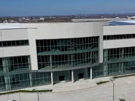 Durres, jepet me qera ambjent biznesi , 800 € 