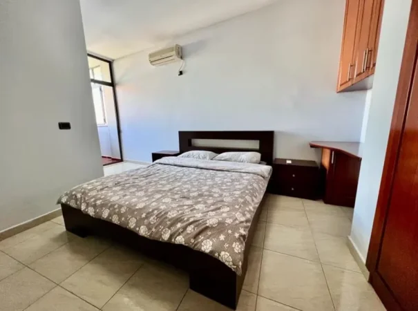 Tirane, shitet apartament 2+1 , 113 m² 