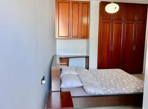 Tirane, shitet apartament 2+1 , 113 m² 