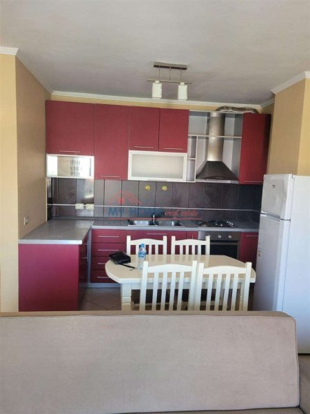 Tirane, shitet apartament 1+1+Ballkon Kati 2, 70 m² 167.001 € 