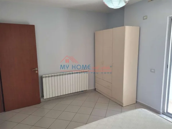 Tirane, shitet apartament 1+1+Ballkon Kati 2, 70 m² 158.500 €