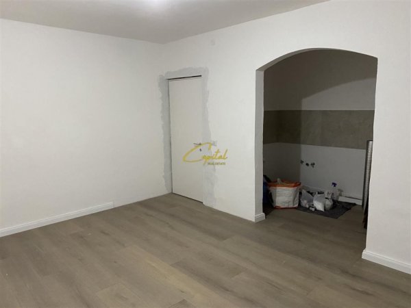 Tirane, shitet apartament 1+1 Kati 1, 62 m² 7.400.000 leke (KOMBINAT)