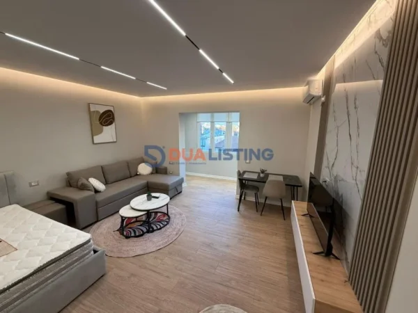 Tirane, shitet garsonier 1+1 Kati 5, 34 m² 108.000 € (Stacioni i Trenit)