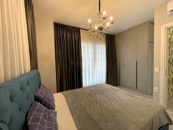 Tirane, jepet me qera apartament 2+1 Kati 2, 95 m² 750 € (don bosko)