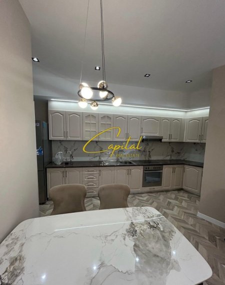 Tirane, shitet apartament 2+1 Kati 7, 120 m² 360.000 € (QENDER)