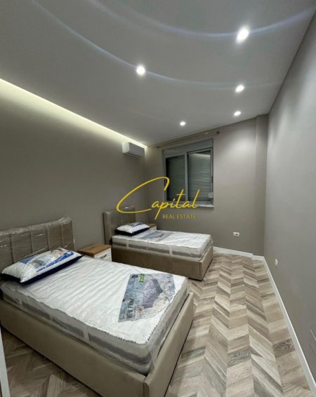 Tirane, shitet apartament 2+1 Kati 7, 120 m² 360.000 € (QENDER)